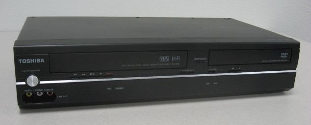 <b>VHS/DVD player</b><br><br>$10.50/day