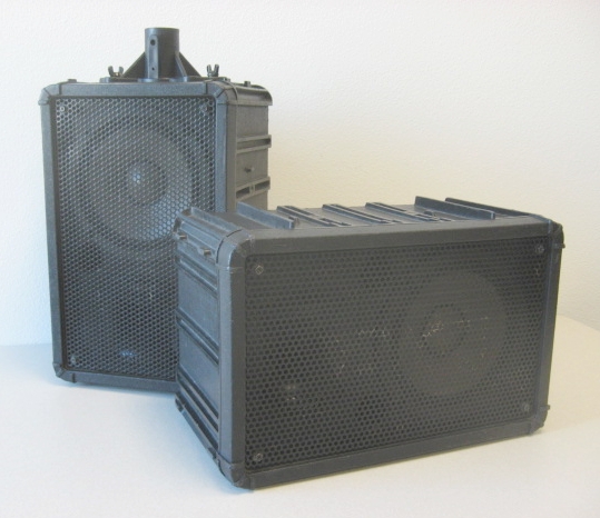 <b>Speakers (pair/passive)</b><br><br>Support stands & cables included<br><br>$10.50/day
